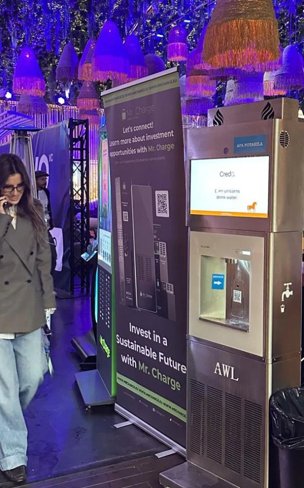 Aqua World Line at How to Web 2025: two days, one station, and a bunch of great conversations